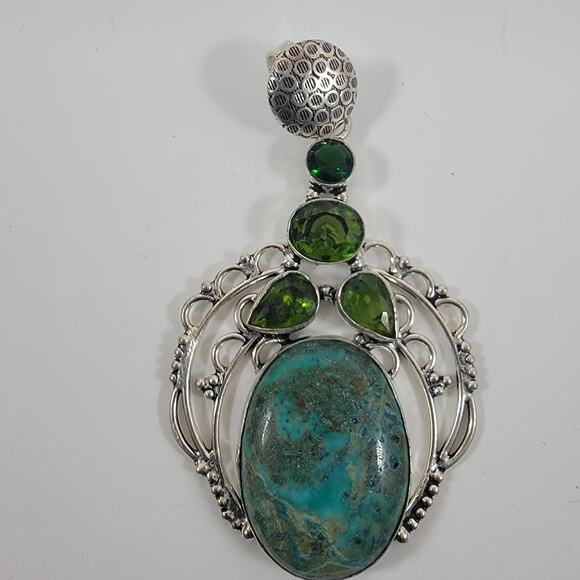 Handmade Silver Pendant with Turquoise and Green Peridot Gems - Picture 2 of 9